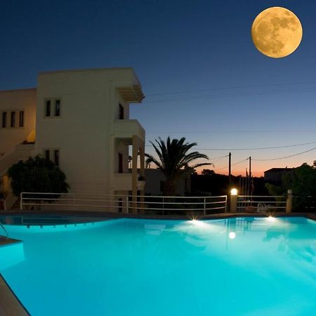 מאלמה Olga Suites מראה חיצוני תמונה