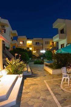 מאלמה Olga Suites מראה חיצוני תמונה